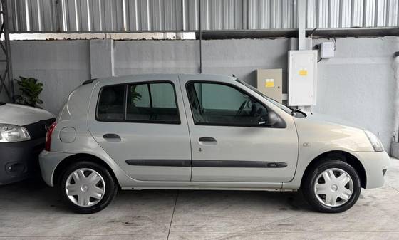 RENAULT CLIO 1.0 AUTHENTIQUE 16V HI-FLEX 4P MANUAL